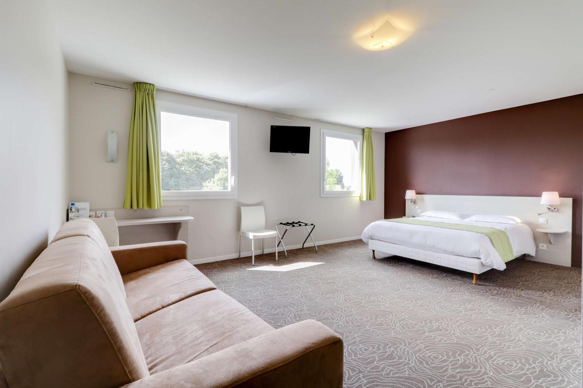 Brit Hotel Saint-Meen-Le-Grand En Broceliande Esterno foto