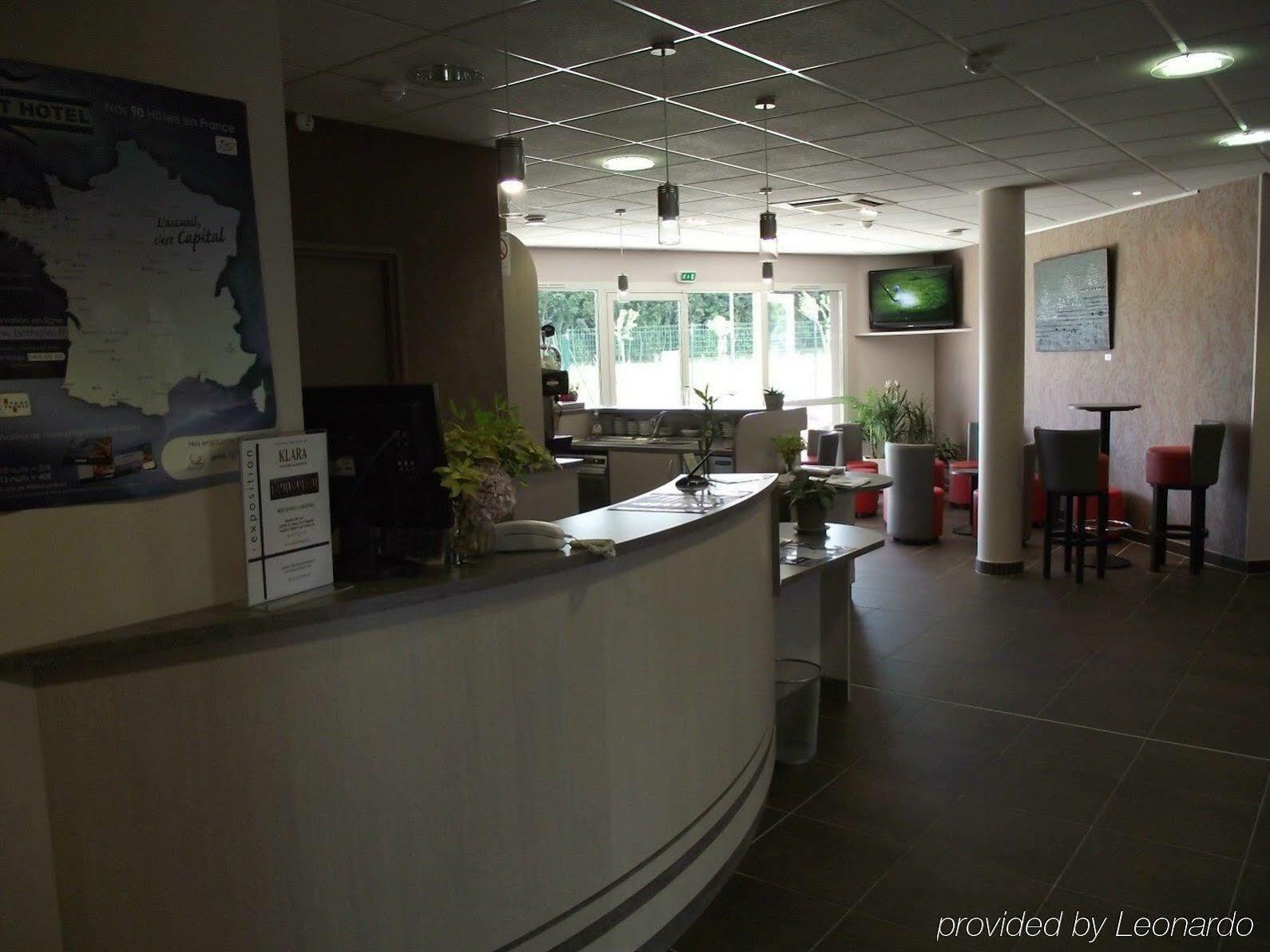 Brit Hotel Saint-Meen-Le-Grand En Broceliande Esterno foto