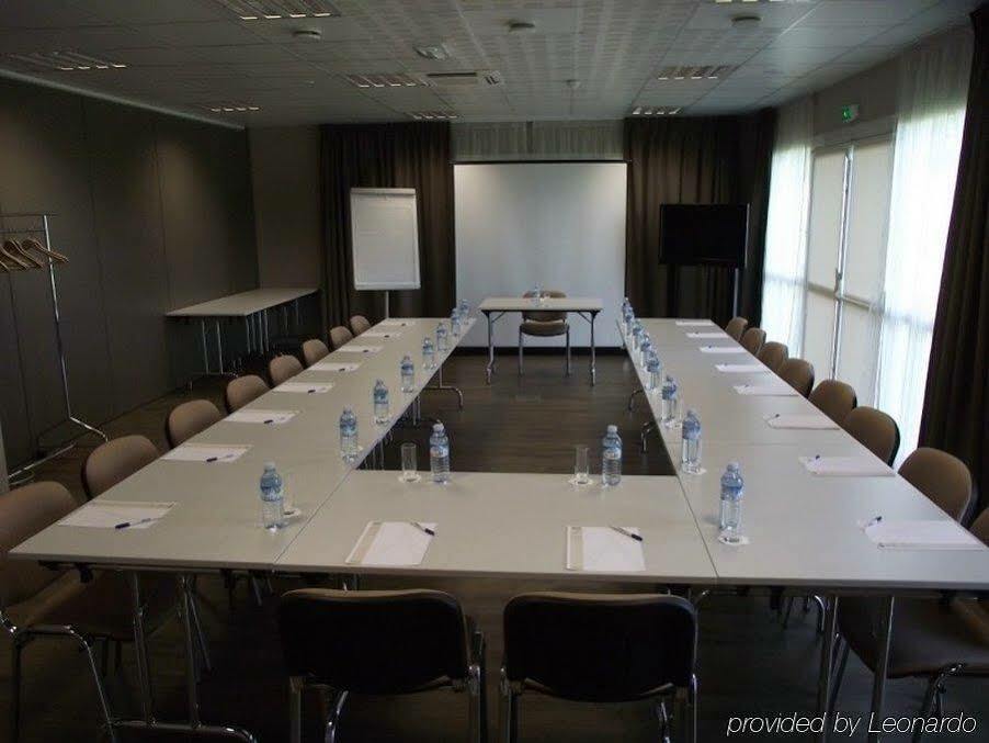Brit Hotel Saint-Meen-Le-Grand En Broceliande Esterno foto